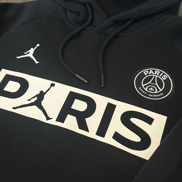 Nike Jordan PSG Hoodie - Picture 2 of 4